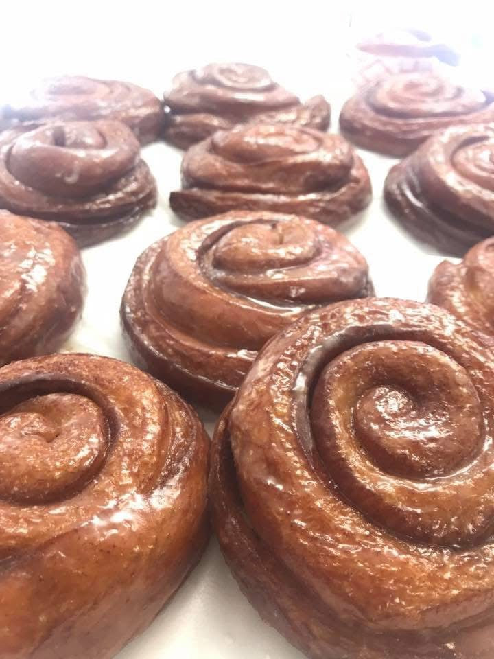 Handmade Cinnamon Rolls – Soft, Swirled & Glazed Just Right